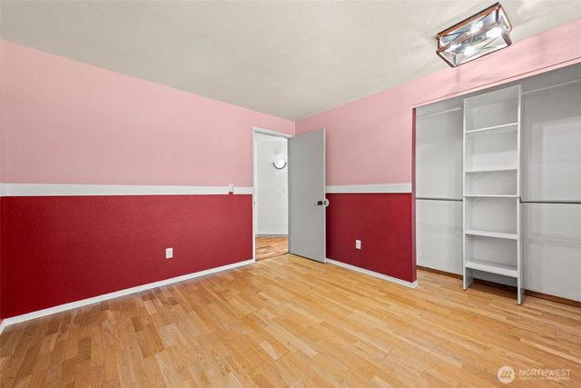 3560 NE Arrowhead Drive, Bremerton, WA 98311