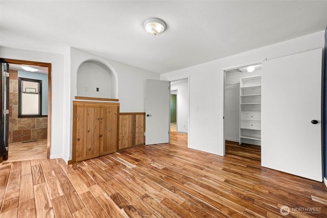 3560 NE Arrowhead Drive, Bremerton, WA 98311