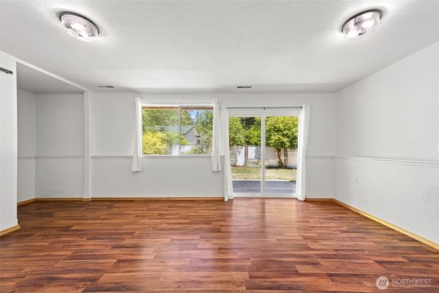 3560 NE Arrowhead Drive, Bremerton, WA 98311