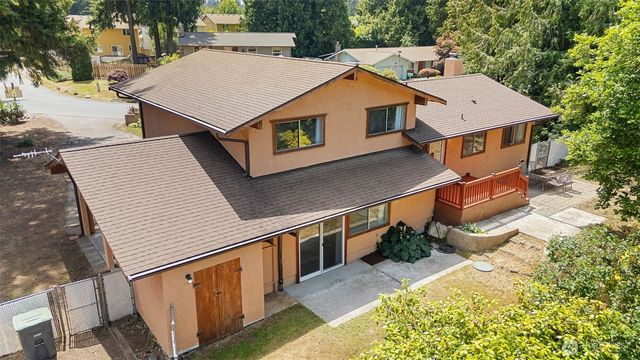 3560 NE Arrowhead Drive, Bremerton, WA 98311