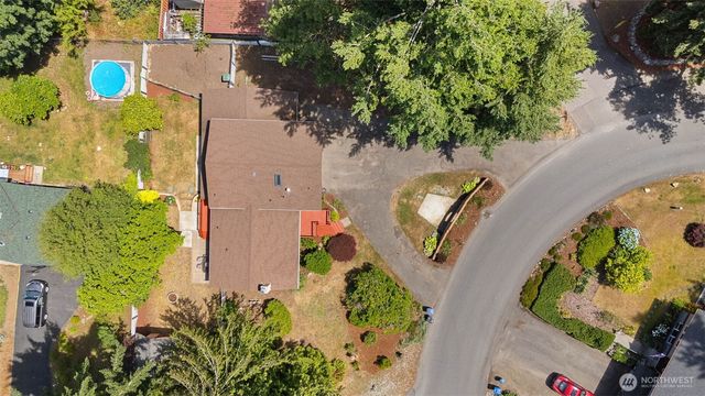 3560 NE Arrowhead Drive, Bremerton, WA 98311