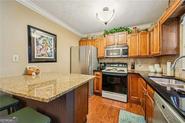 4166 Oakwood Way, Duluth, GA 30096