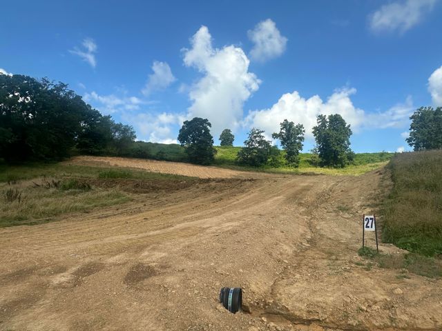 Tract 27 Pittsburg Landing Road, London, KY 40741