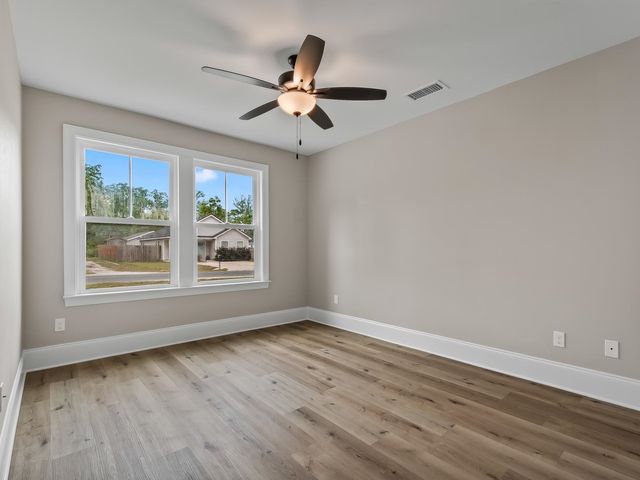 70 Chinook Trail, Crawfordville, FL 32327