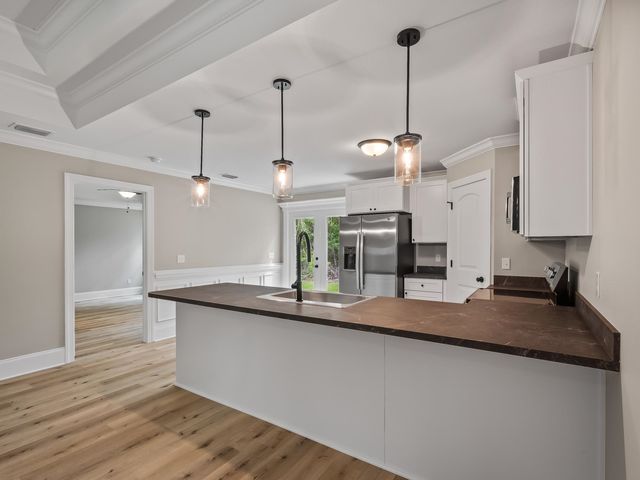 70 Chinook Trail, Crawfordville, FL 32327