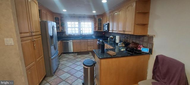 18523 MOUNTAIN LAUREL TER, Gaithersburg, MD 20879