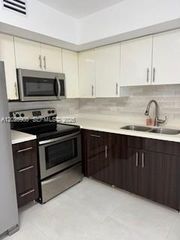 3680 N 56th Ave 823, Hollywood, FL 33021