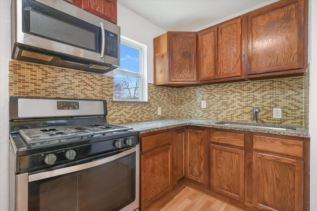 1611 Savoy Street, Dallas, TX 75224