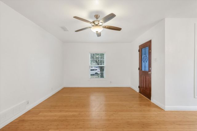 1611 Savoy Street, Dallas, TX 75224