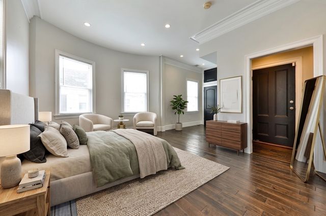 9 Bellflower C, Boston, MA 02125