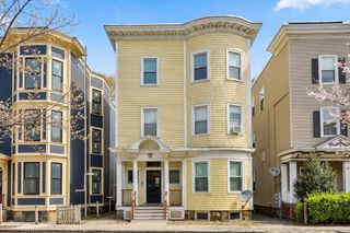 9 Bellflower C, Boston, MA 02125