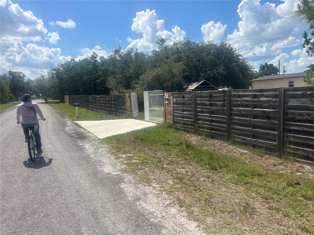 4 EDEN CEMETERY ROAD, Frostproof, FL 33843