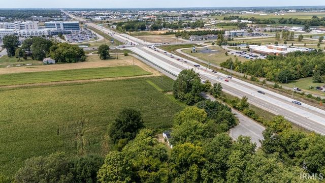 10395 W State Road 66 Road, Newburgh, IN 47630