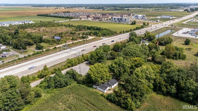 10395 W State Road 66 Road, Newburgh, IN 47630