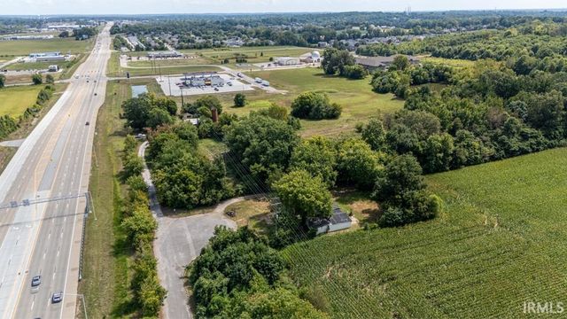 10395 W State Road 66 Road, Newburgh, IN 47630