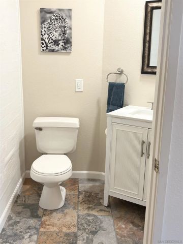3823 Caminito Litoral 208, San Diego, CA 92107
