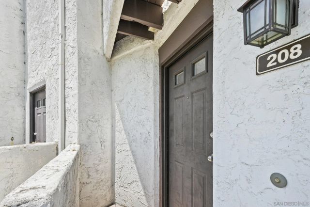 3823 Caminito Litoral 208, San Diego, CA 92107