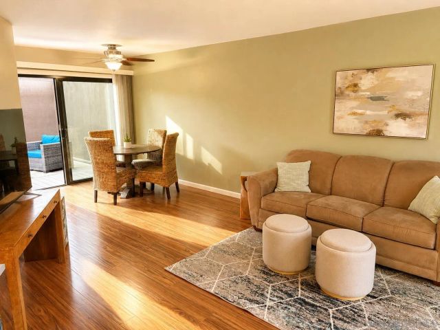 3823 Caminito Litoral 208, San Diego, CA 92107