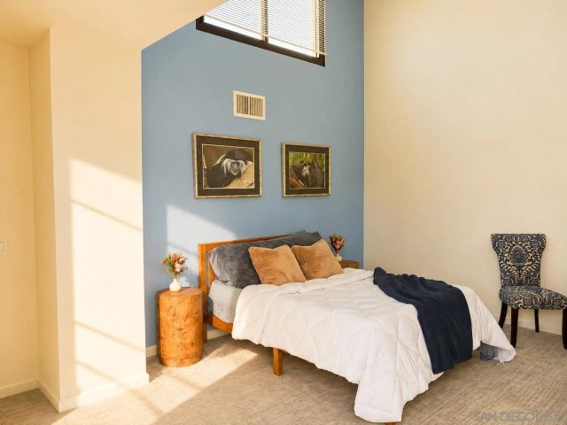 3823 Caminito Litoral 208, San Diego, CA 92107
