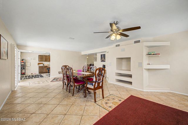 10527 N Camino Rosas Nuevas, Oro Valley, AZ 85737