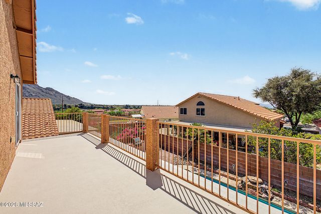 10527 N Camino Rosas Nuevas, Oro Valley, AZ 85737