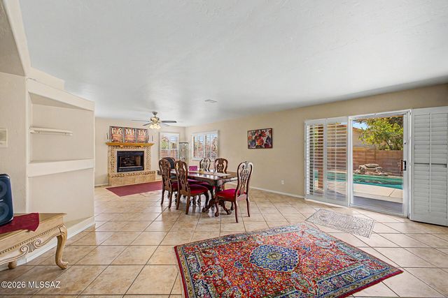 10527 N Camino Rosas Nuevas, Oro Valley, AZ 85737