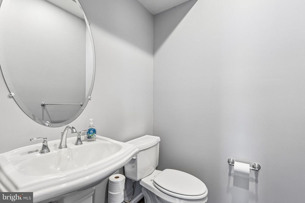 Image 18 of property listing at 4521 ARBORETUM DR, Monrovia, MD 21770