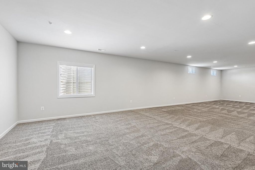 Image 64 of property listing at 4521 ARBORETUM DR, Monrovia, MD 21770