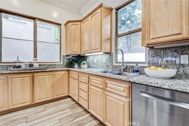 1733 Aviation, Redondo Beach, CA 90278