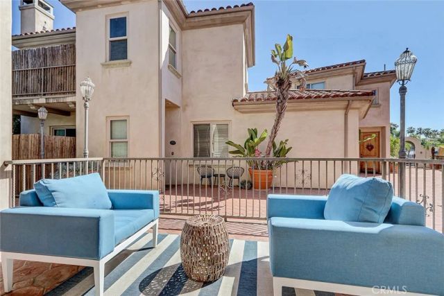 1733 Aviation, Redondo Beach, CA 90278