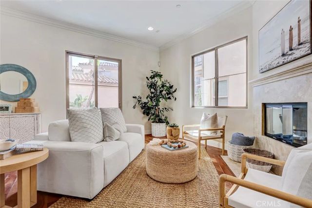 1733 Aviation, Redondo Beach, CA 90278