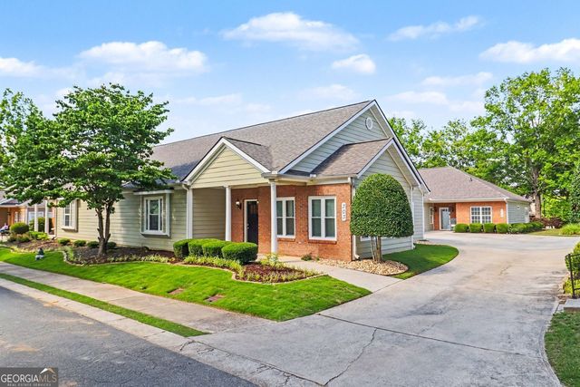 303 Commonwealth Circle, Newnan, GA 30263