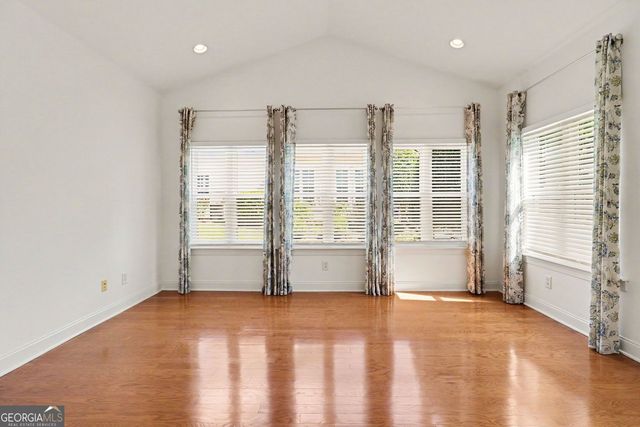 303 Commonwealth Circle, Newnan, GA 30263