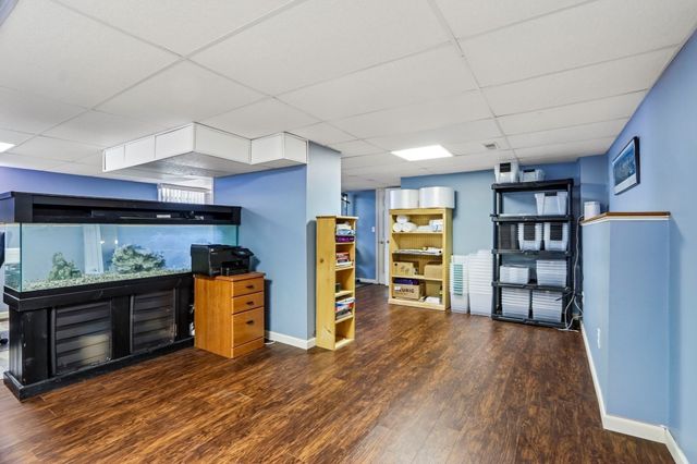 28 Hampden Ave, Burlington, MA 01803