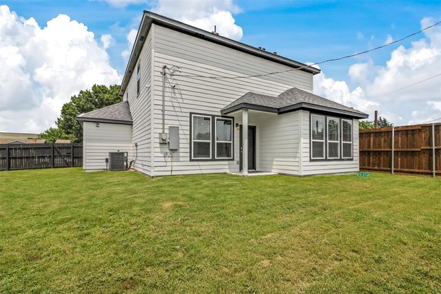 610 Parker Circle, Garland, TX 75040