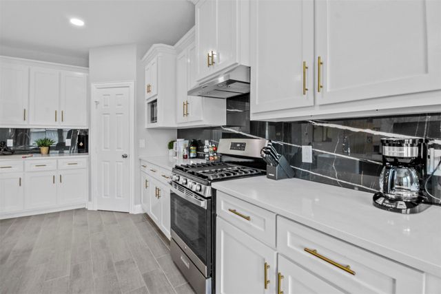 610 Parker Circle, Garland, TX 75040