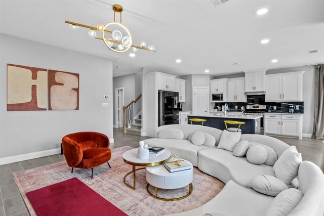 610 Parker Circle, Garland, TX 75040