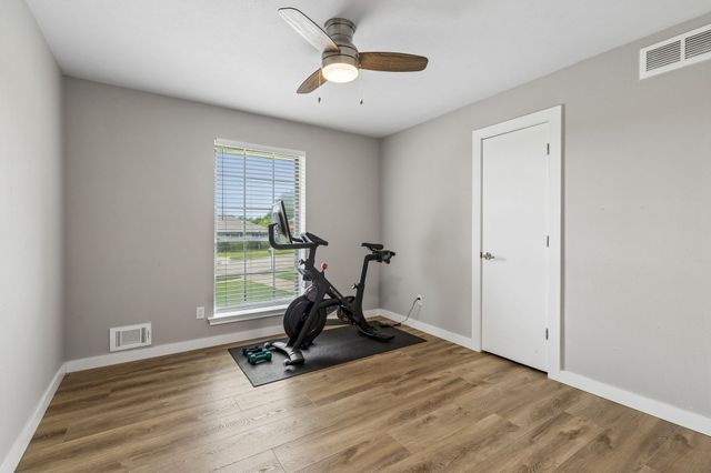304 Meadowlark Drive, Richardson, TX 75080