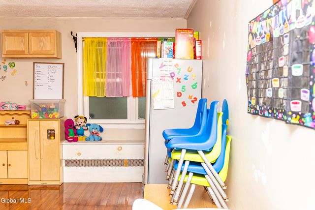 160 Shaker Road, Albany, NY 12211