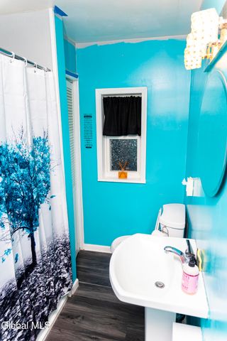 160 Shaker Road, Albany, NY 12211