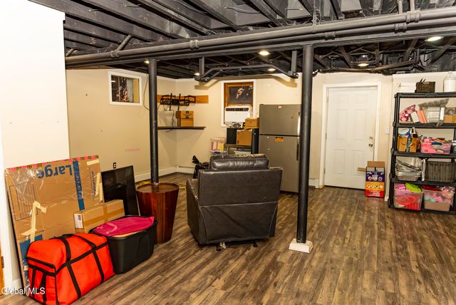 160 Shaker Road, Albany, NY 12211