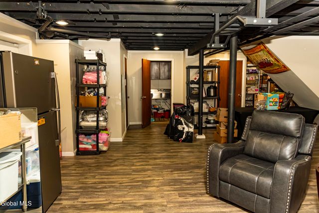 160 Shaker Road, Albany, NY 12211