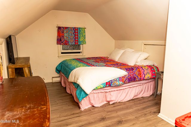 160 Shaker Road, Albany, NY 12211