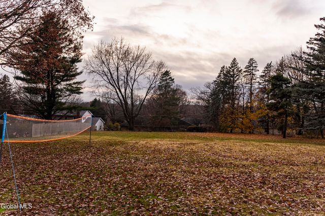 160 Shaker Road, Albany, NY 12211