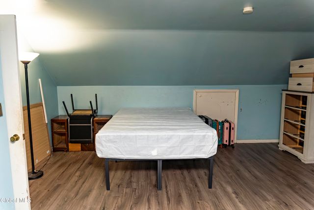 160 Shaker Road, Albany, NY 12211