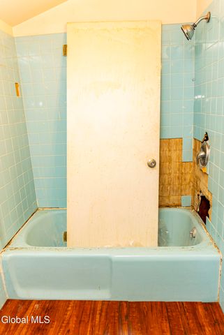 160 Shaker Road, Albany, NY 12211