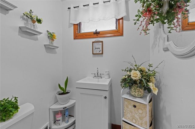 295 Hoyt Street, Buffalo, NY 14213