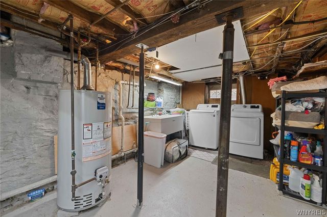 295 Hoyt Street, Buffalo, NY 14213