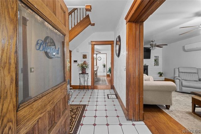 295 Hoyt Street, Buffalo, NY 14213