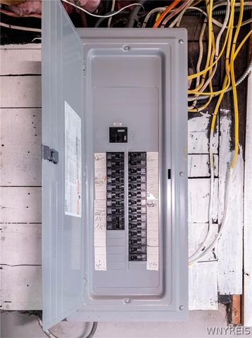 295 Hoyt Street, Buffalo, NY 14213